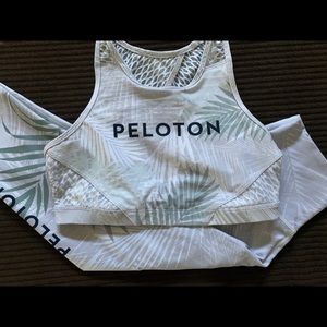 Peloton Palm Set-Bra and Capri Leggings EUC